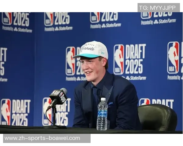 黄蜂主帅称先发防守奠定基调传球流畅展现团队感染力 黄蜂主帅称先发防守奠定基调传球流畅展现团队感染力