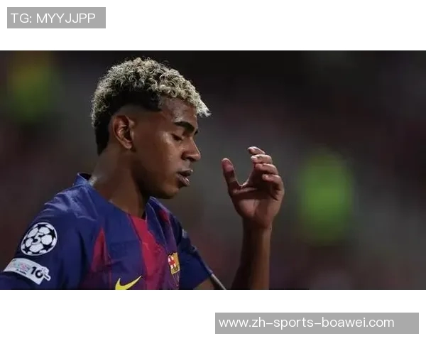 亚马尔尽管耻骨伤病未愈仍坚持训练展现顽强斗志